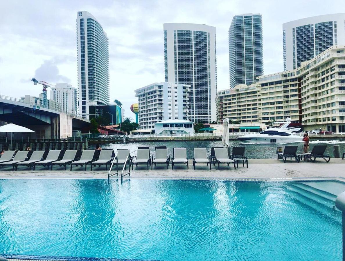 Resort Studio Balcony With Front Bay View Hallandale Beach Bagian luar foto