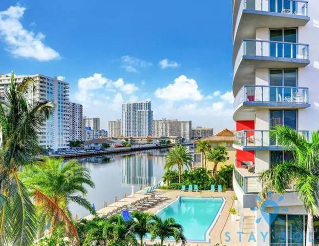 Resort Studio Balcony With Front Bay View Hallandale Beach Bagian luar foto