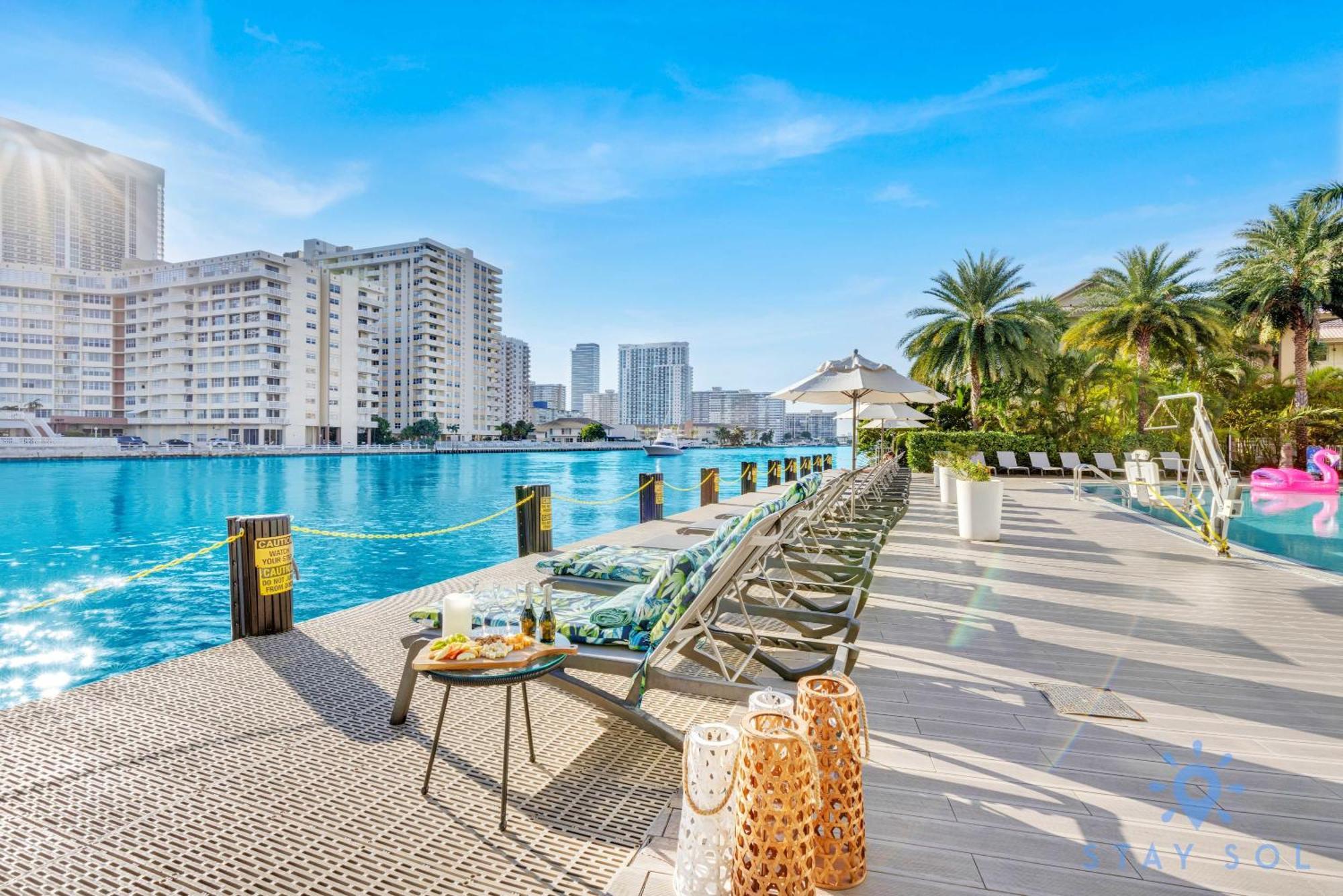 Resort Studio Balcony With Front Bay View Hallandale Beach Bagian luar foto