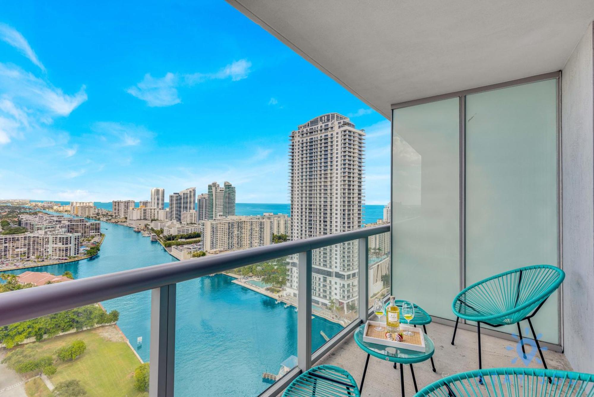 Resort Studio Balcony With Front Bay View Hallandale Beach Bagian luar foto